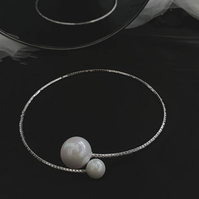 Korean Romantic Rhinestone White Pearl Torques Opening Adjustable Necklaces Women Collarbone Choker Torque Banquet Charm Jewelry women jewelry,velvet choker necklaces