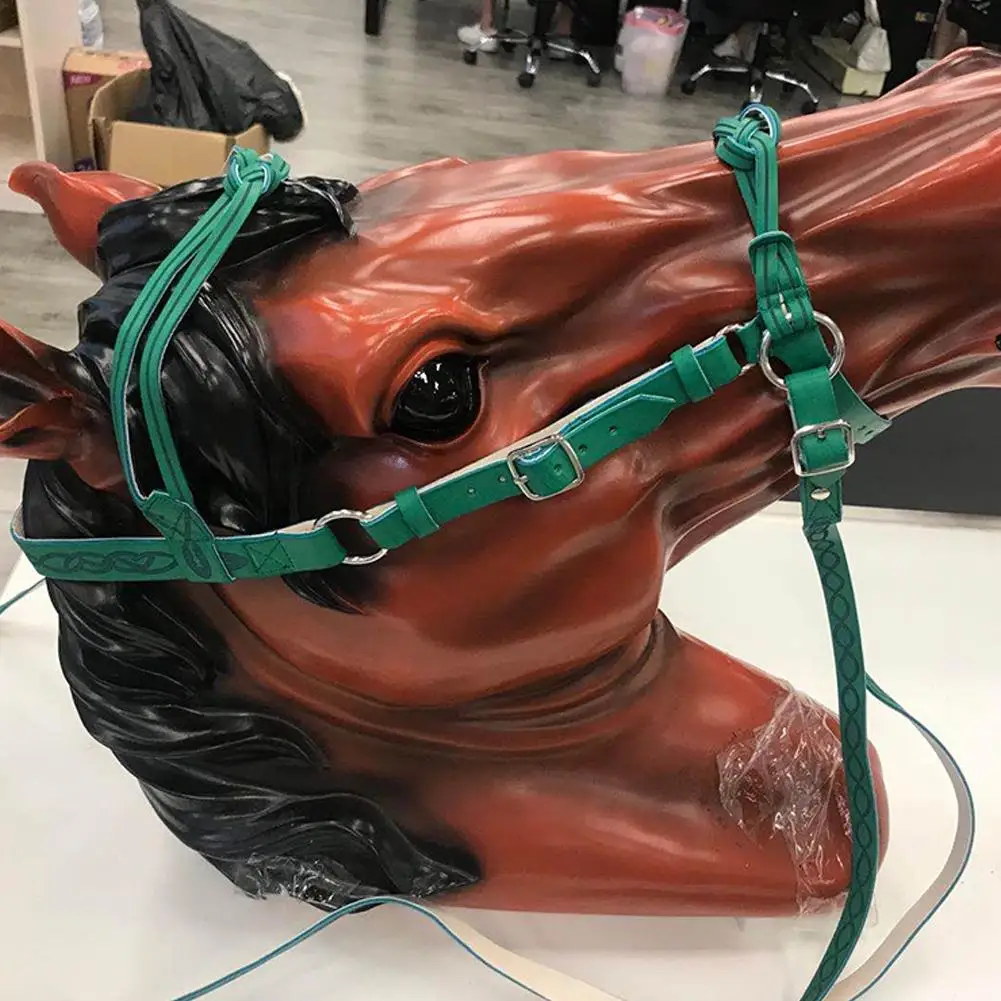 Horse Halters And Lead Ropes PU Leather Halter And Lead Ropes Ergonomic Comfortable Unfettered Halters With Metal Buckle