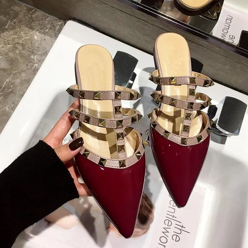 Women Flat Slippers Slip on Mules Brand Designers Fashion Luxury Rivet T-strap Slides Slip on Loafers Mules AS88
