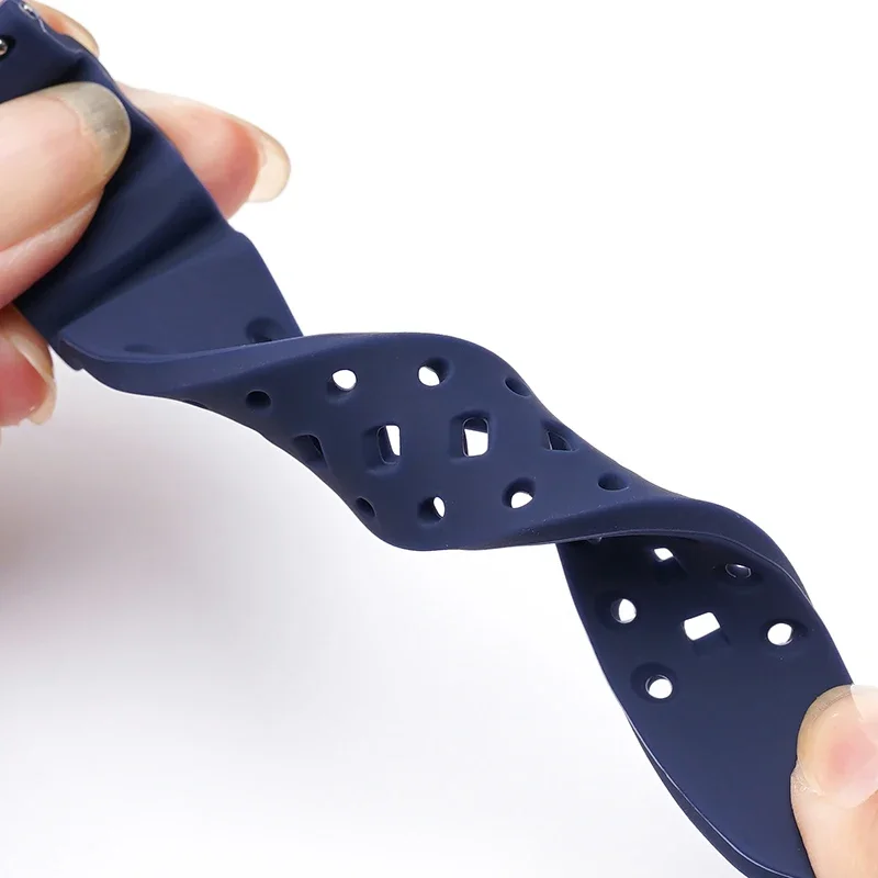 High Tensile Silicone Strap: Diving Waterproof Sports Wrist Bracelet Watch Band