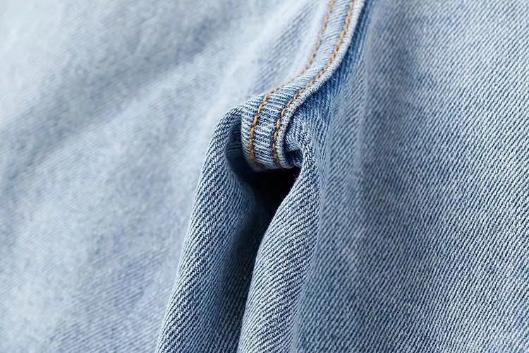 Dave&Di Ins Blogger High Street American Retro Solid Color Washed Whiskered Fashion Shorts with Holes Mom Denim Bermuda