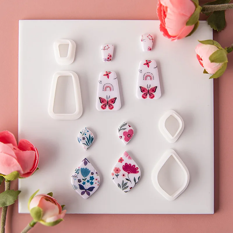 Polymer Clay Cutter 2Pcs/Set Geometric Shaped Polymer Clay Cutters Mold Creative Graphics DIY Earring Pendant Jewelry Modeling Cutting Die Hand Tool