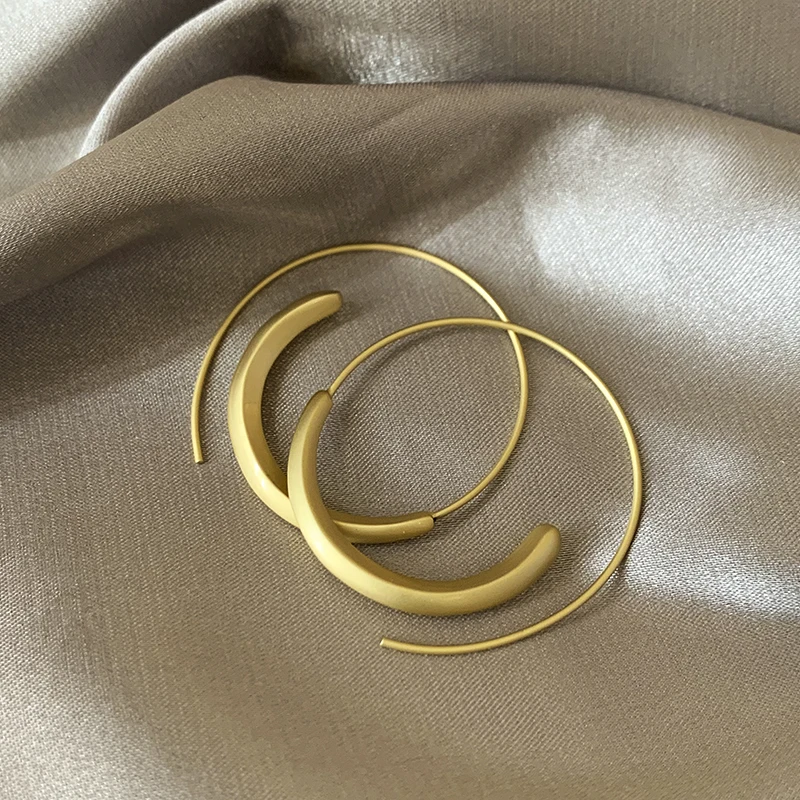 2025 Neues Design, mattgoldfarben, Kreis-Ohrringe für Damen, Modeschmuck, Mädchen-Weihnachtsfeier, übertriebene Accessoires – Detail 10
