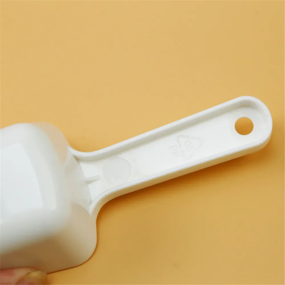 Mini Plastic Candy Ice Shovel Grain Flour Measuring Scoop Flour Rice Spatula Small Kitchen Tools ice cream scoop ice shovel scoop ice cube scoop