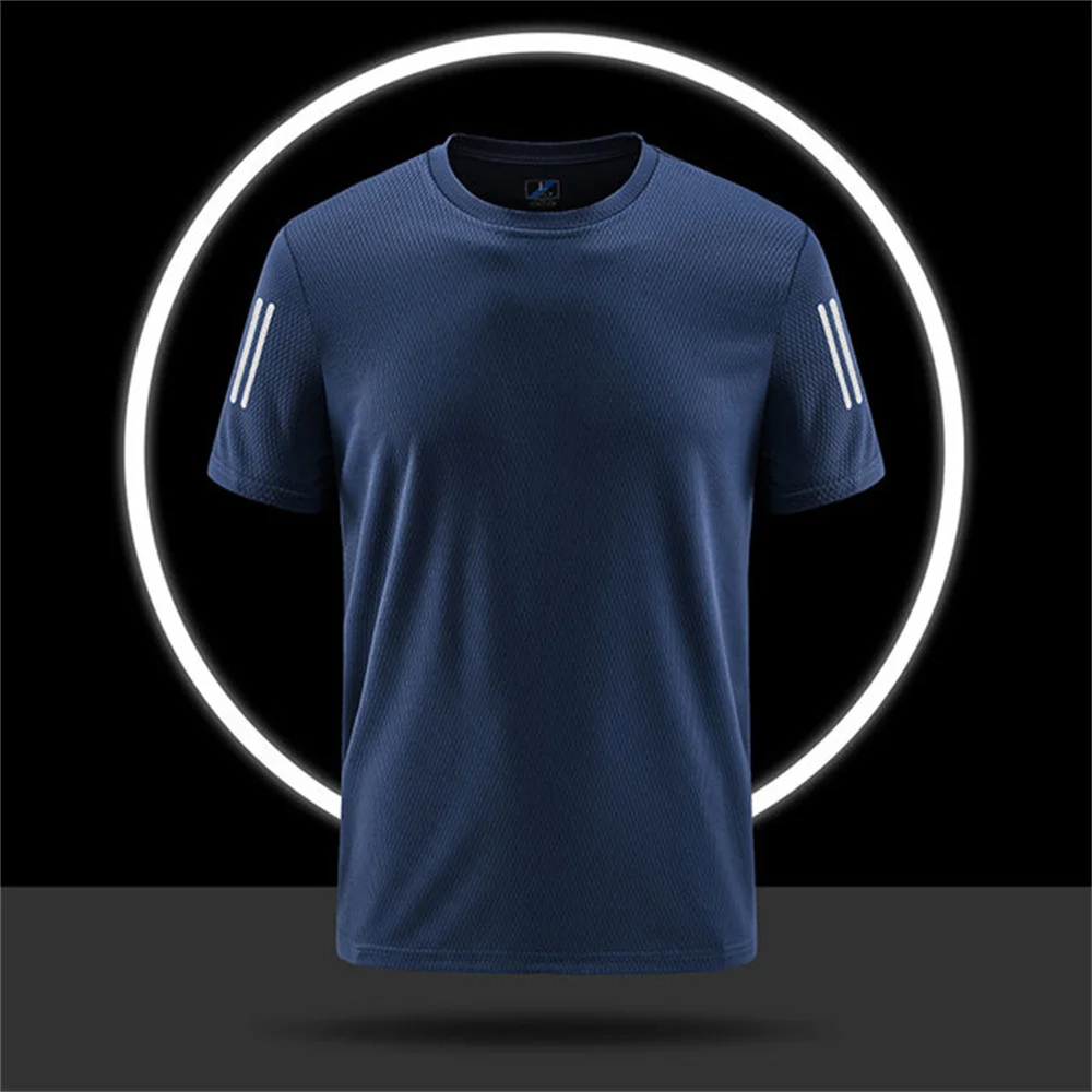 

Футболка Светоотражающая быстросохнущая летняя тонкая дышащая спортивная с коротким рукавом