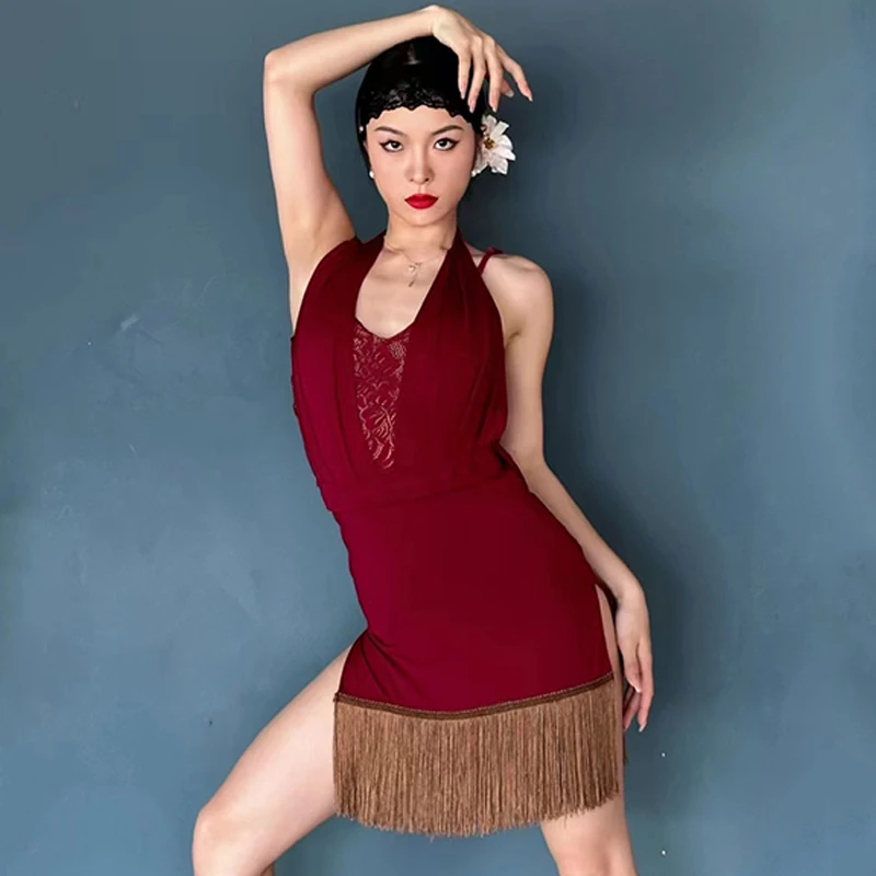 

Red Latin Dance Competition Dress Women Halter Neck Fringe Dress Rumba Samba Cha Cha Practice Clothing Salsa Dance Wear DNV18039