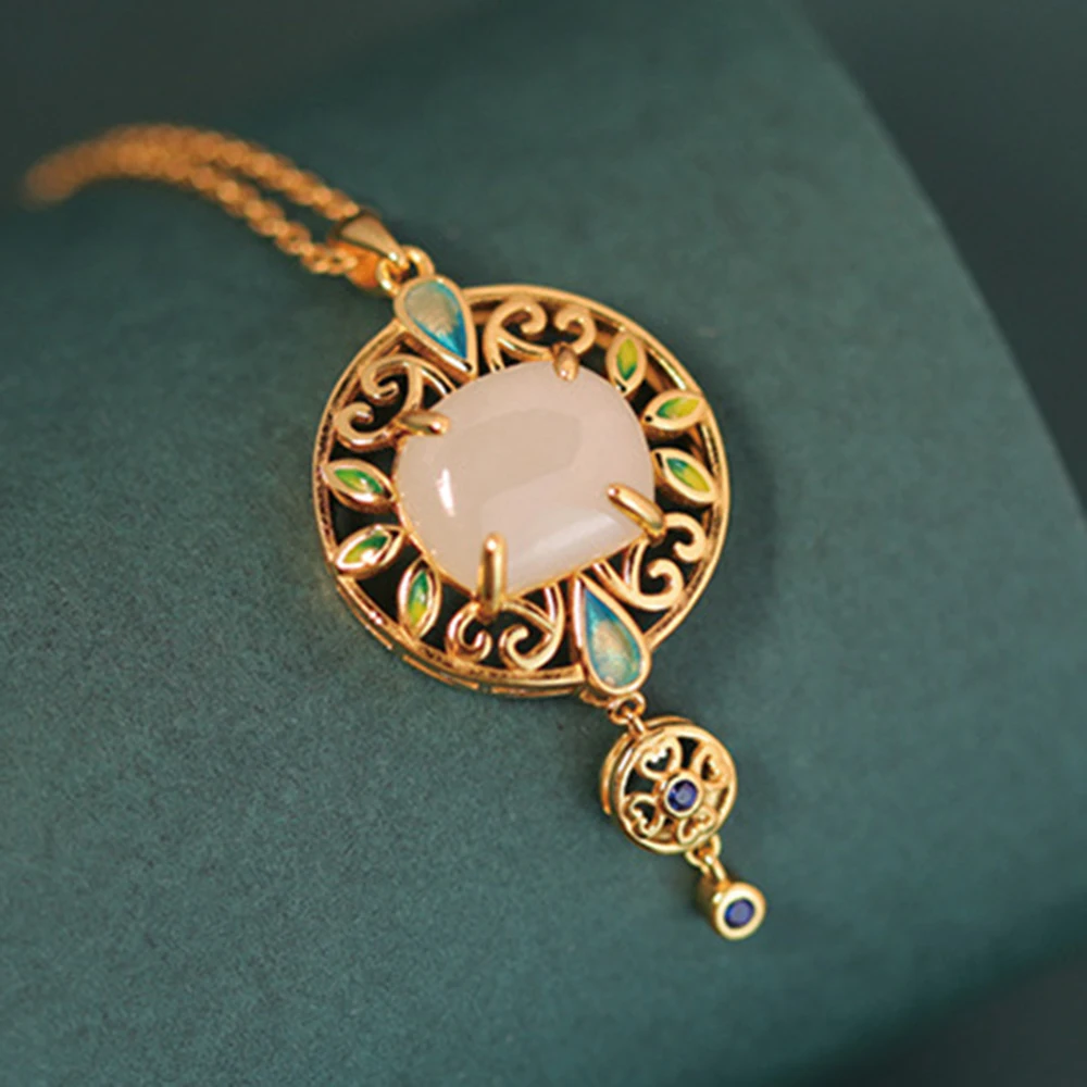 

S925 silver plated 18K gold necklace with pure silver inlaid jade pendant, colored collarbone chain gift ancient method