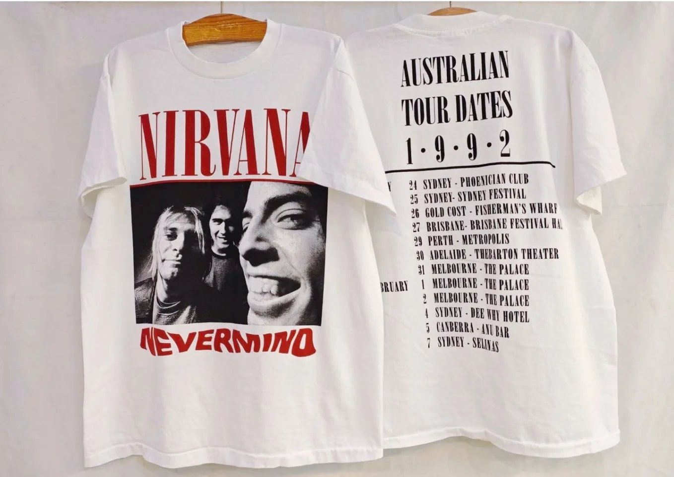 Nirvana Camiseta As Worn By Kurt Cobain Hi How Are You Daniel Johnston  T-Shirt Status Quo, image size:1358x961
