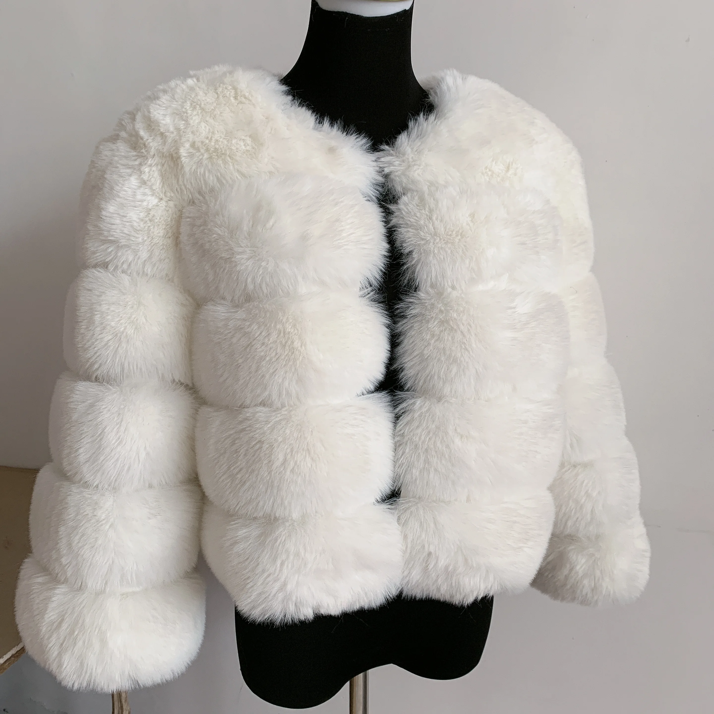 Womens faux fur coat Autumn Winter High Quality Faux Fox Fur Coat fluffy coat fur elegant faux fur 7xl plus size women clothing images - 6