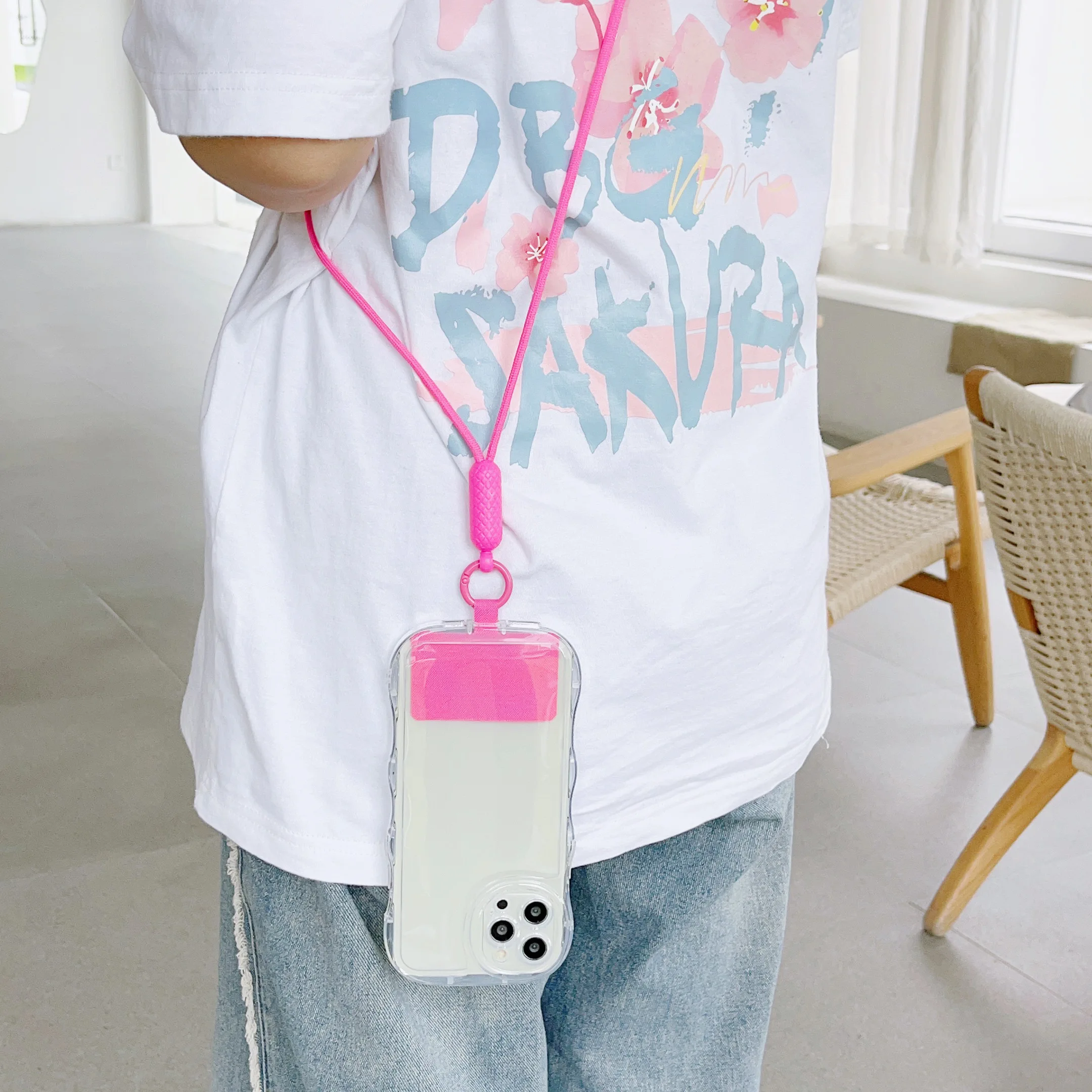 Sleek Adjustable Crossbody & Shoulder Phone Strap Accessory