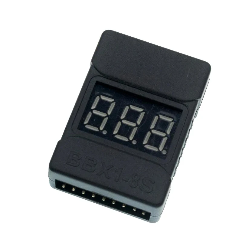 Chargeurs USB pour batterie RC 1S 3.7V LiPo Li-ion branchés sur une batterie