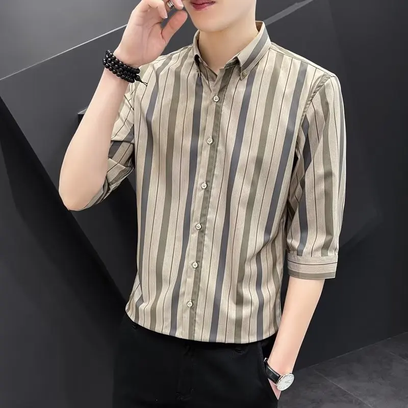 Summer Men's Loose Fit Striped Shirt Fashion Business Casual Top Half Sleeve Workwear Shirt Jacket