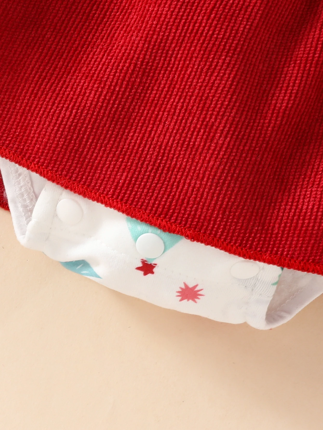 Baby Girl Cute Christmas Atmosphere Cartoon Suspender Skirt Fake Two-Piece Casual Holiday Style One-Piece Briefs and Headscarf Suitable for 0-18 Months baby dress baby clothing