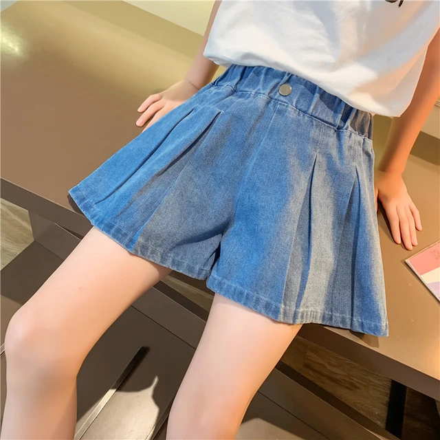 Girls' Denim Shorts, Girls' Denim Skirts, Girls' Denim Pleated Skirts,  Girls' Cute Style Shorts, Blue Denim Floral Shorts, Elastic Waist Shorts,  Loose Fitting Shorts, Suitable For Daily Wear, Suitable For Summer Or