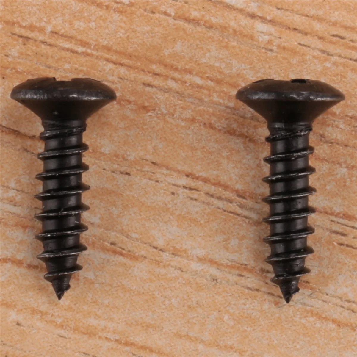 67NEW 100 יחידות מברגי פיקגארד שחורים לגיטרה חשמלית Fender Strat/Tele בס