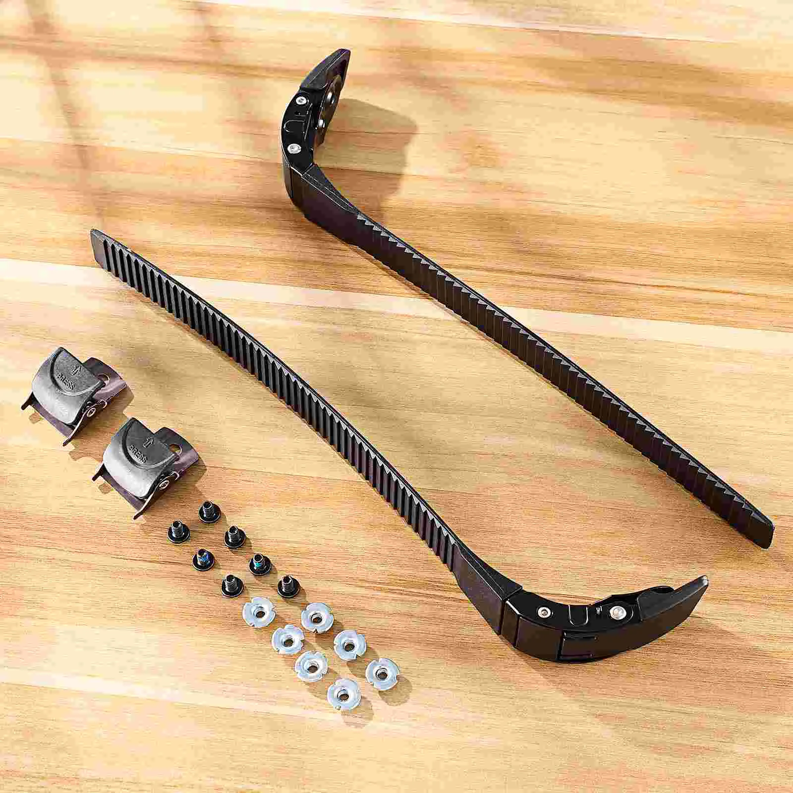 Рисунок 4 - Универсальные ремни с пряжкой для роликовых коньков