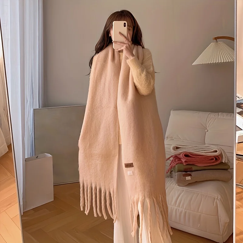 бледно-розовисто-серый