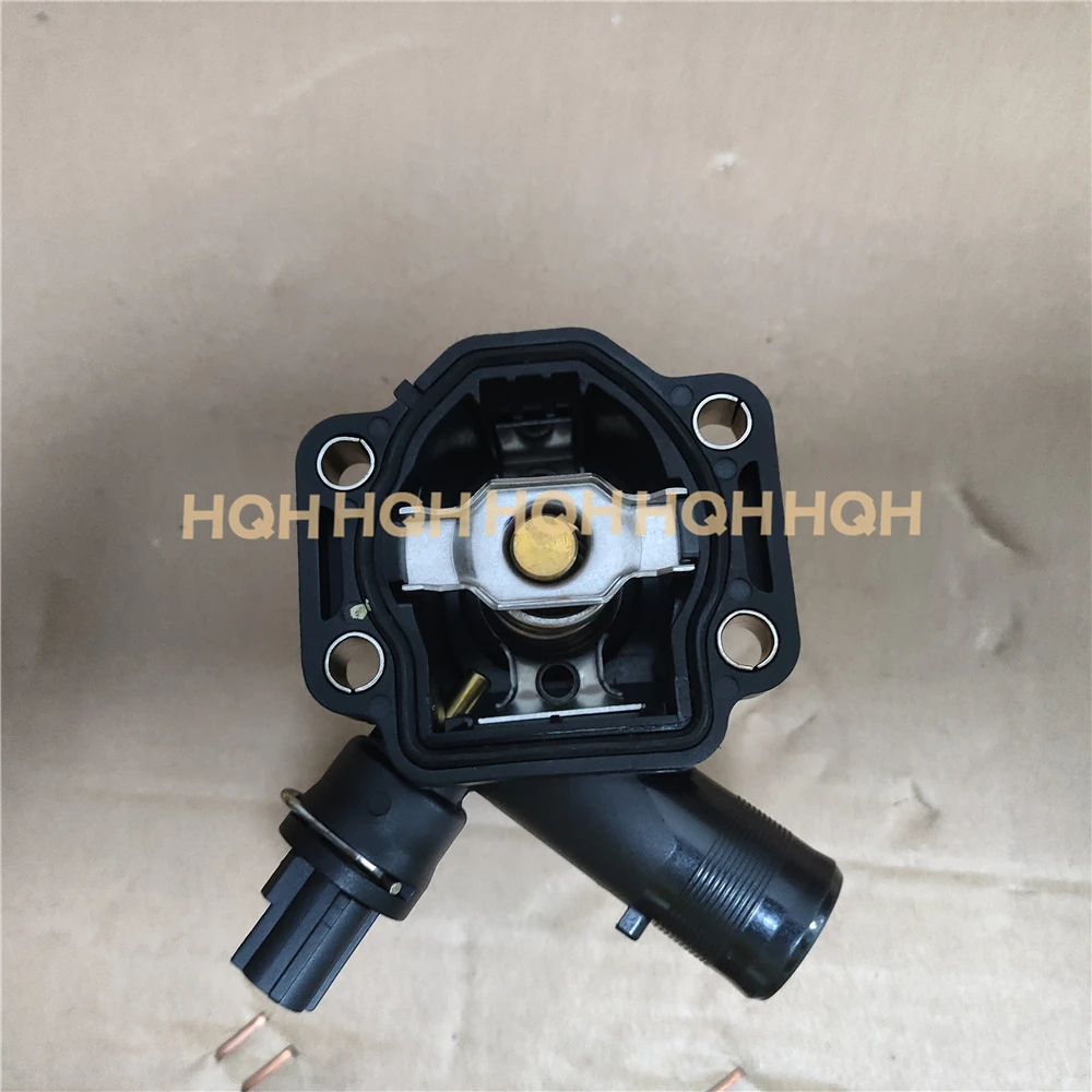 Coolant Thermostat Housing For Land Rover LR2 3.2L Freelander 2 2008 Volvo V70 S80 S60 XC90 XC70 31355151 LR006071
