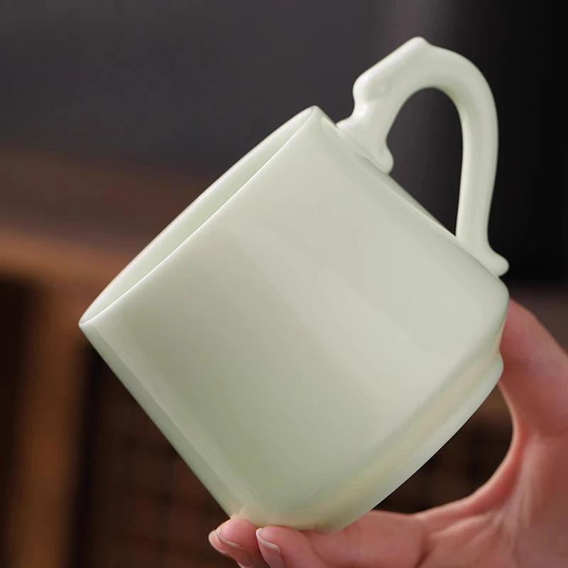 Chinese Style Tea Filtering and Separation Cups, With Cover White Porcelain Personal Mug, Home Drinkware Ceramic Office Cup, 1Pc