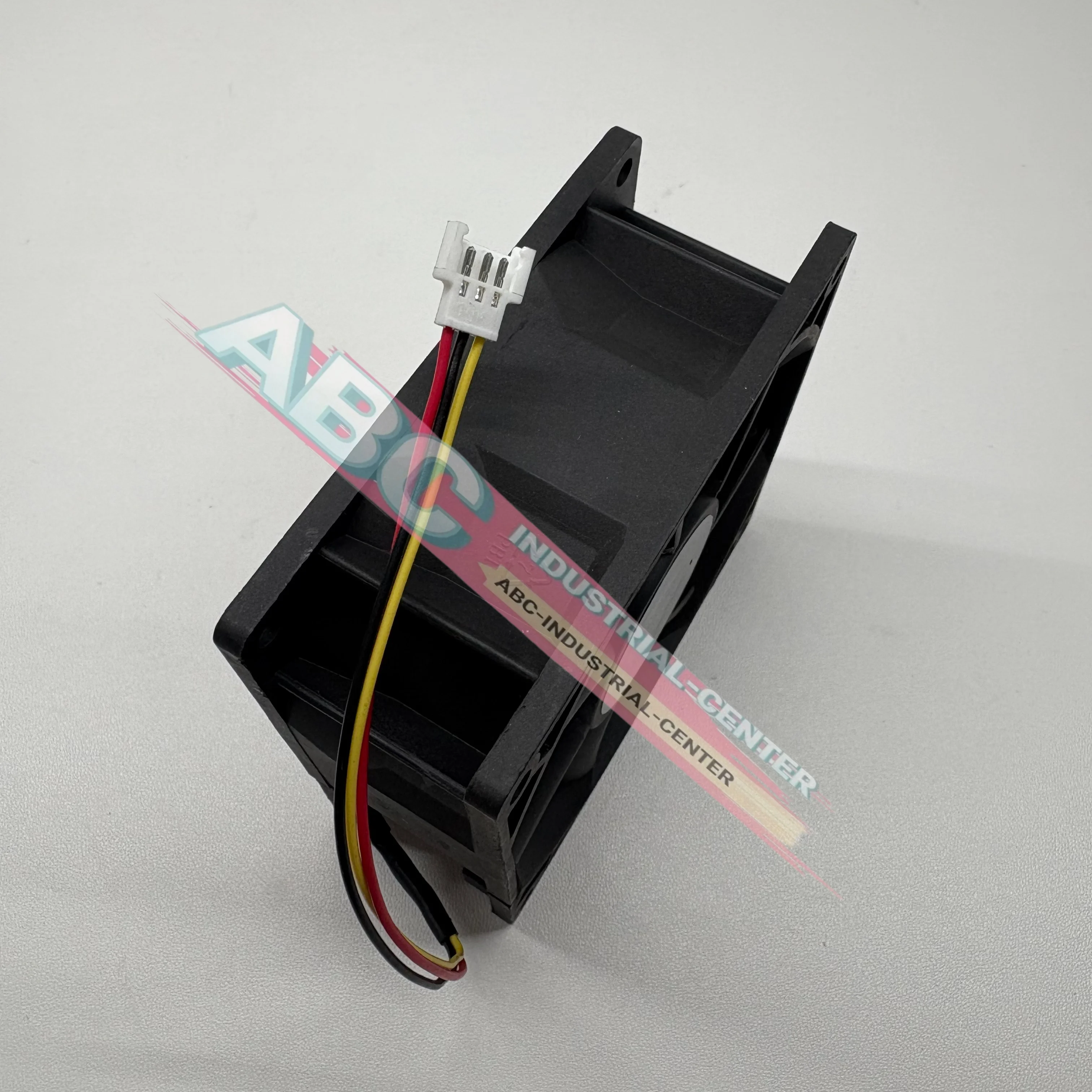 새로운 FFB0924EHE -SM11 DC24V 0.75A 3선식 냉각팬
