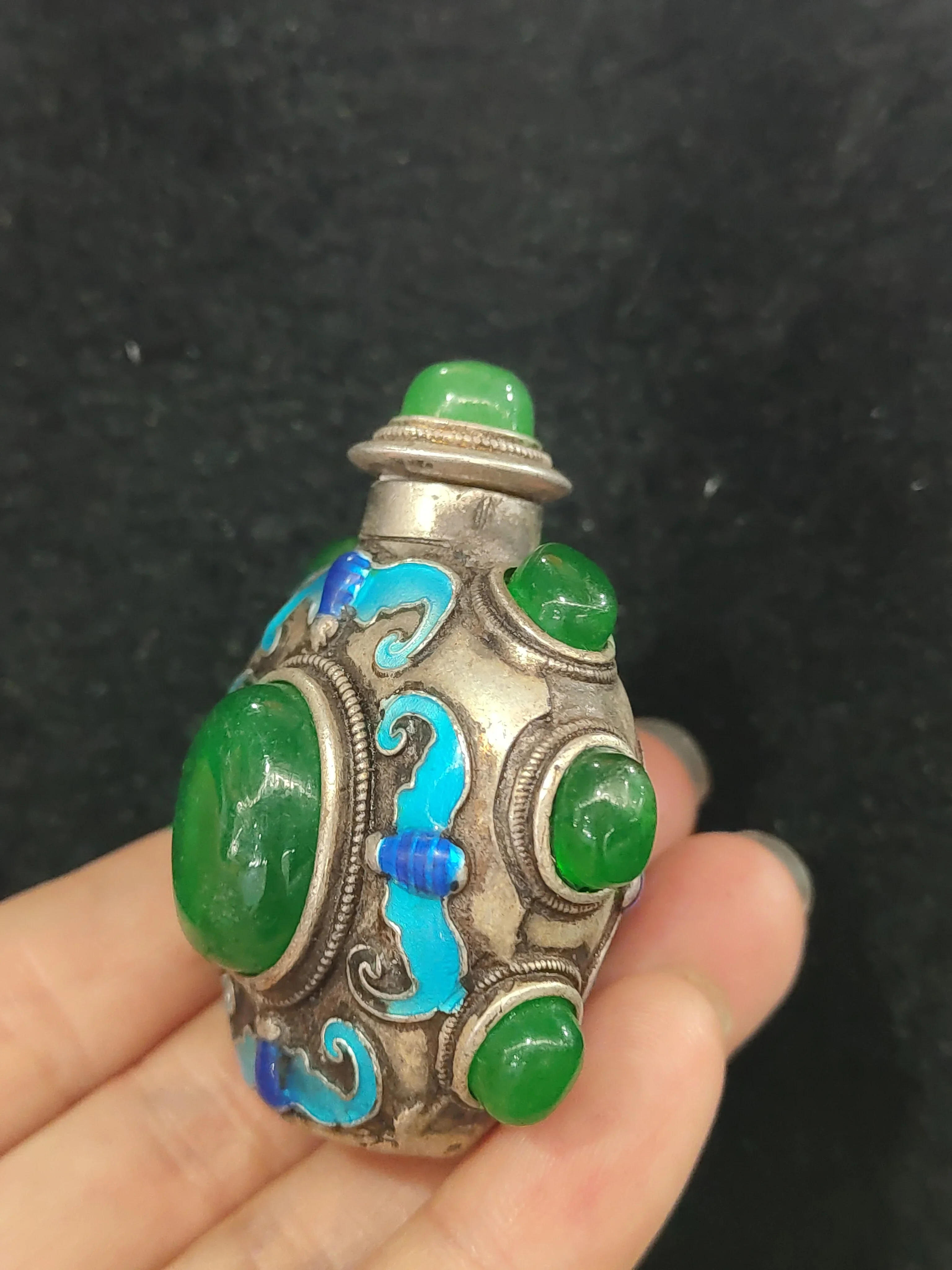 China old Tibetan folk silver inlaid with greenstone jade snuff bottle 2