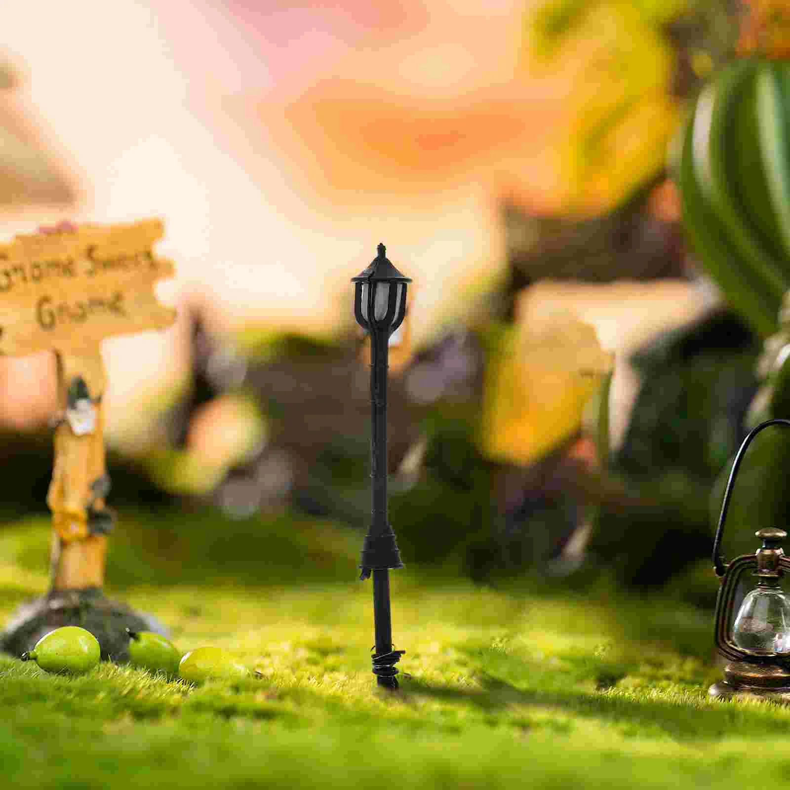 

Street Light Model Simulation Lamp Sand Table Decor Miniature Vintage House Decorative Lights Retro