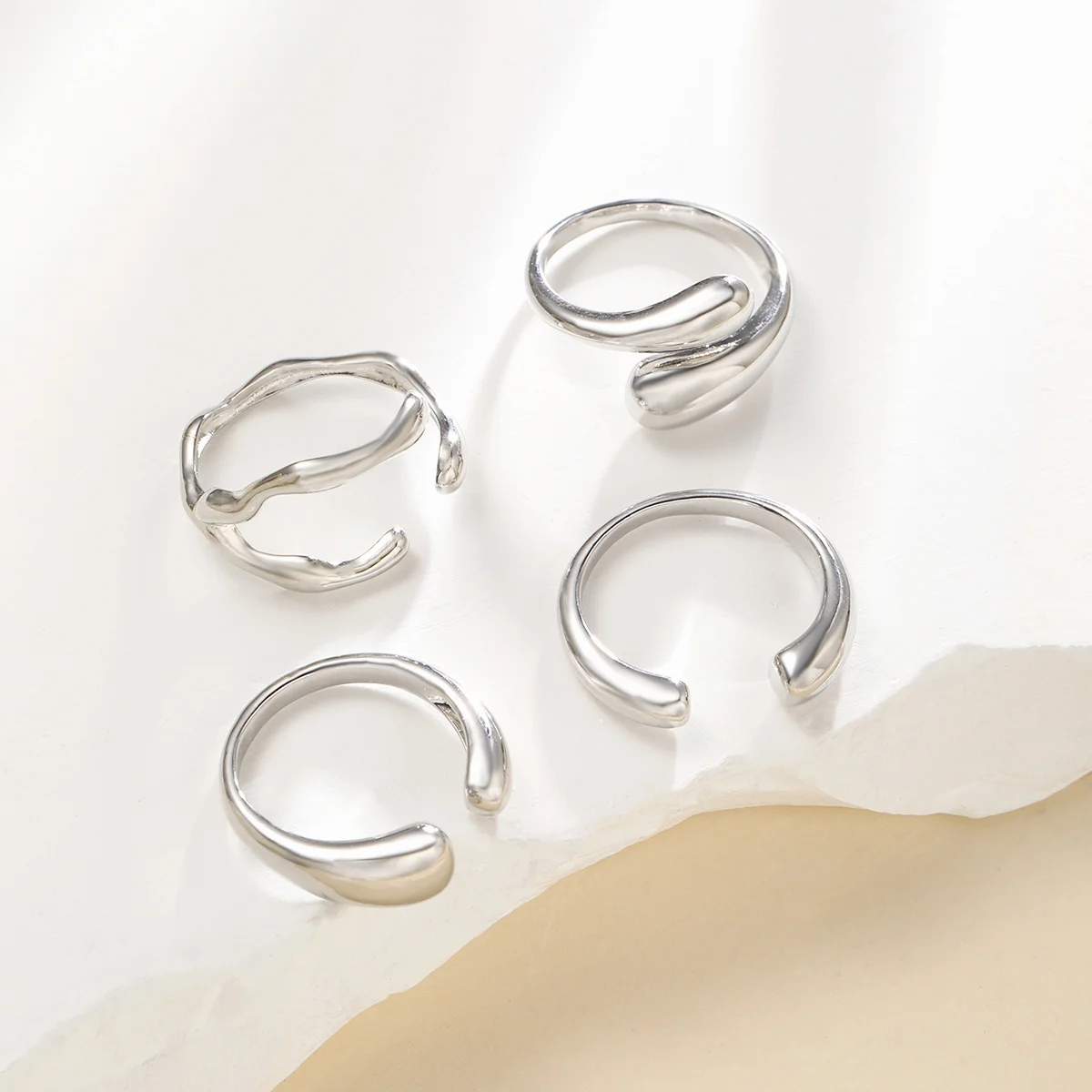 4 Pcs Vintage Irregular Rings Set Fashion Geometric Copper Metal Adjustable Gold Plated Rings Daily Wear High Quality Jewelry