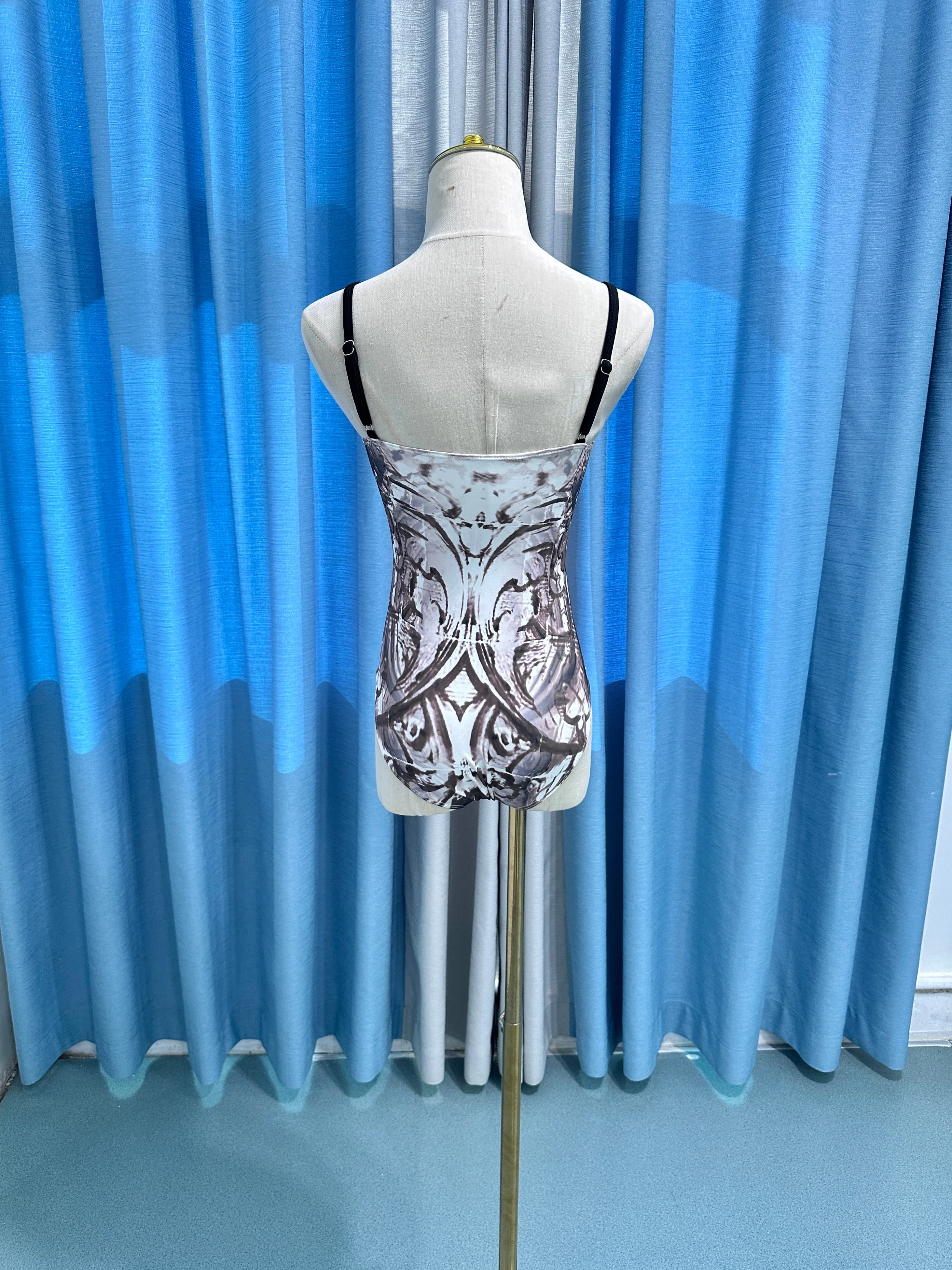 Ballett Tanz Trikot Frauen Weiß Ärmellose Tanzen Overall Erwachsene Eleganz Tägliche Praxis Ballett Tanz Kleidung Yoga Trikot – Detail 12