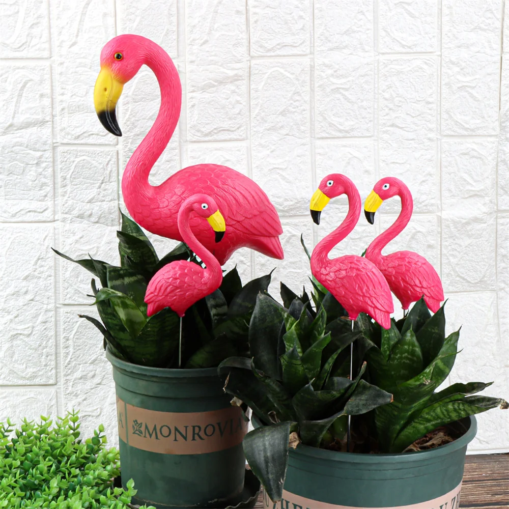 Charming Pink Flamingo Yard Decoration - Mini Garden Stake Ornament