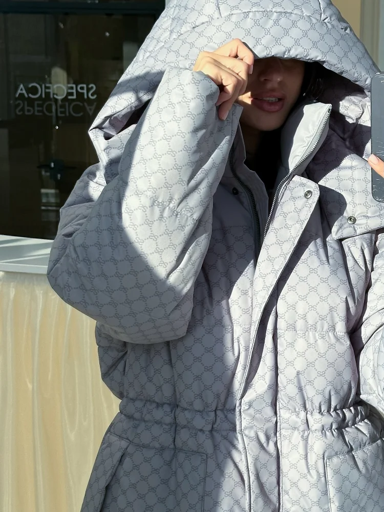 طباعة مقنعين سترة النساء الملابس الاتجاه سستة سترات منتفخة أسفل معاطف القطن تصميم 2025 يندبروف الثلوج