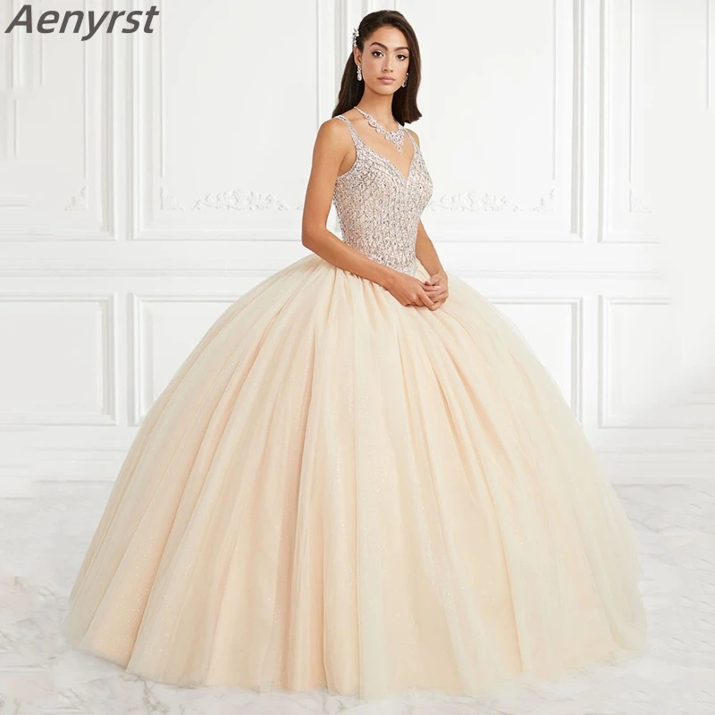 

Quinceanera Dresses Beaded Crystal Ball Gowns Lace up Criss-Cross Tulle Birthday Vestidos De 15 Princess Gown Sweet 16 Dresses