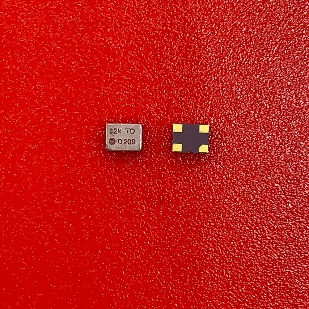 10PCS/ KDS DSK321STD 32.768KHZ temperature subsidy crystal oscillator TCXO 3225 high precision