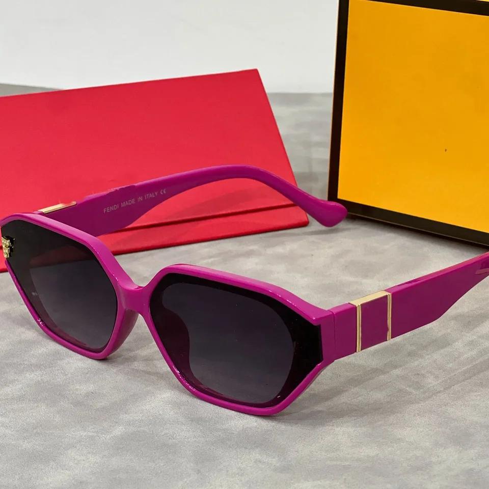 ���ϼ��� Ʈ������ ���� �ѱ� ��Ÿ�� �Ȱ�, �мųʺ� ��Ʈ��Ʈ, ũ�ν����� ����Ʈ ����, ���� ���۶�, �Ż�