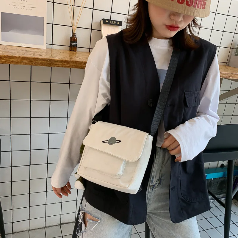 Casual Collage Student Messenger Bag Women Small Bag Canvas Shoulder Bag for Women Embroidery Moon Ball Crossbody Bag Bolsas Sac