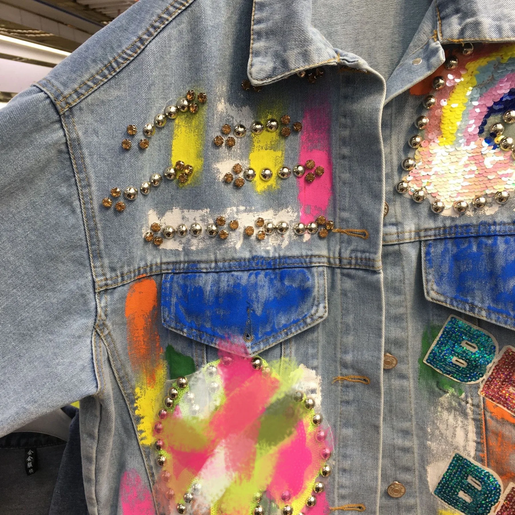 Women's 2024 Autumn/Winter New Spicy Girls Street Fashion Personalized Graffiti Letter Sequin Embroidery Heavy Duty Denim Jacket