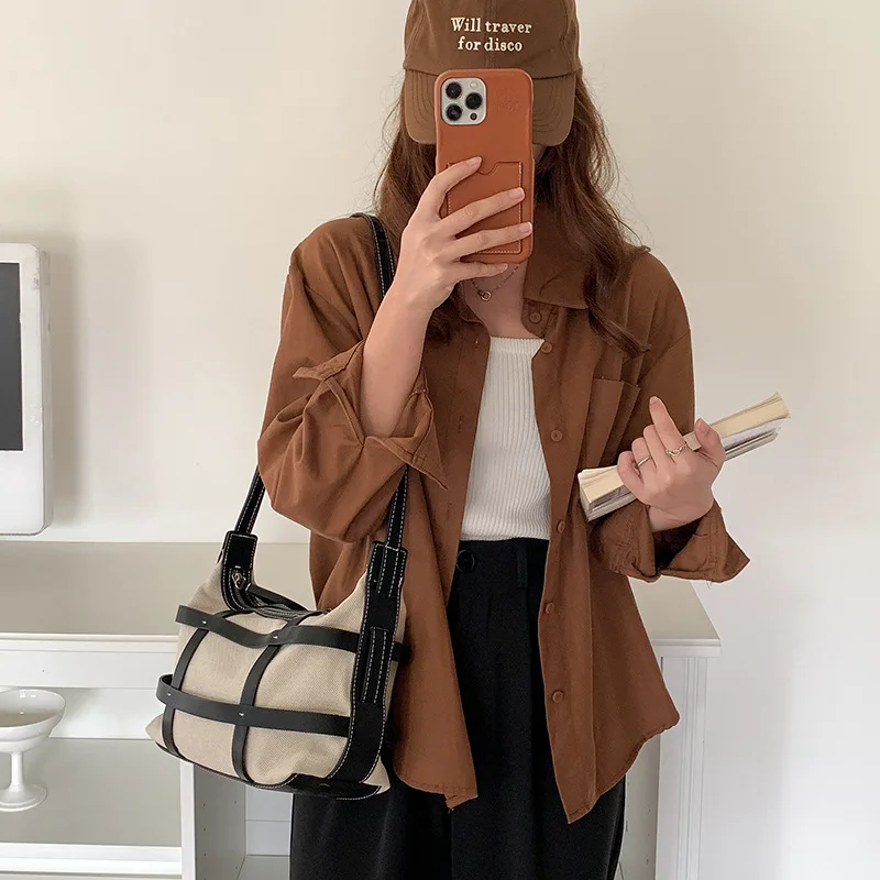 

Women's Fashion Crossbody Bag 2023 Summer Artistic Contrast Color Niche Handbag All-match Shoulder Bag Large Capacity Women