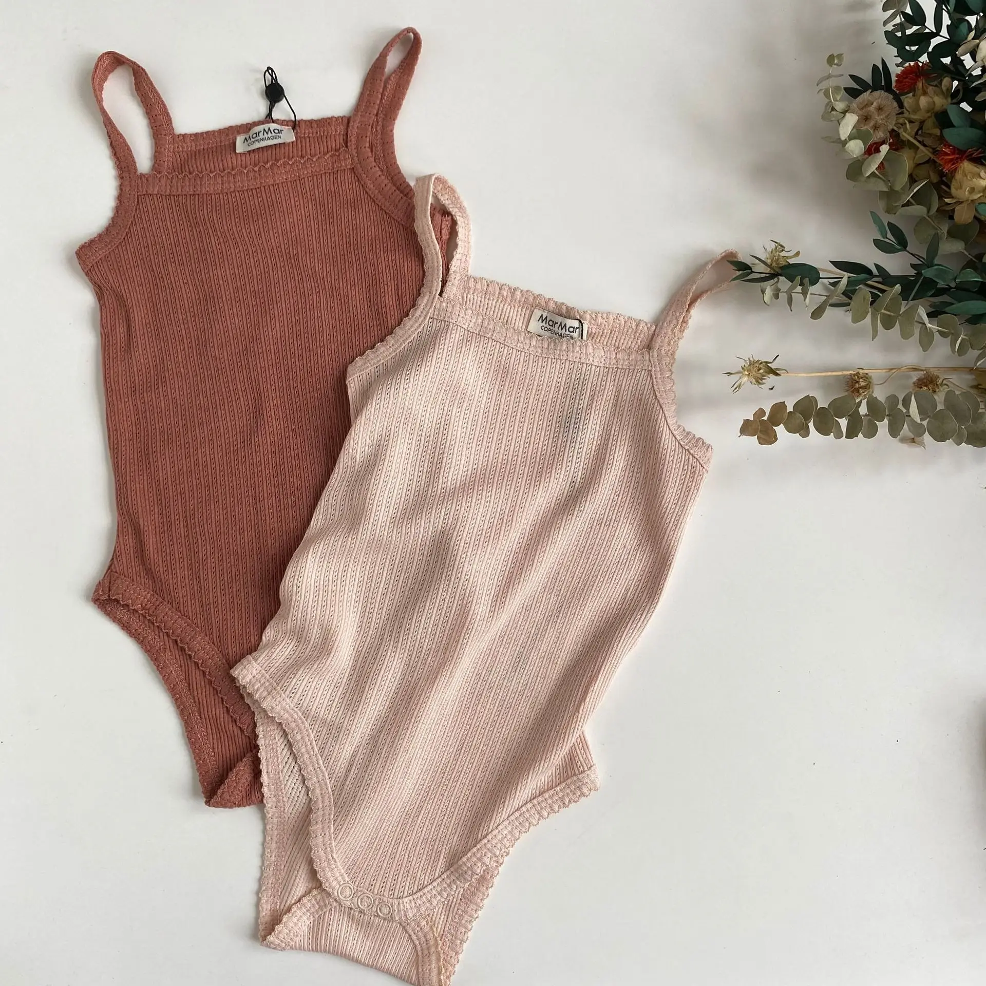 

Jenny&Dave Soft as nothing in hot summer - super soft lace lanjing modal small sling romper - children in stock