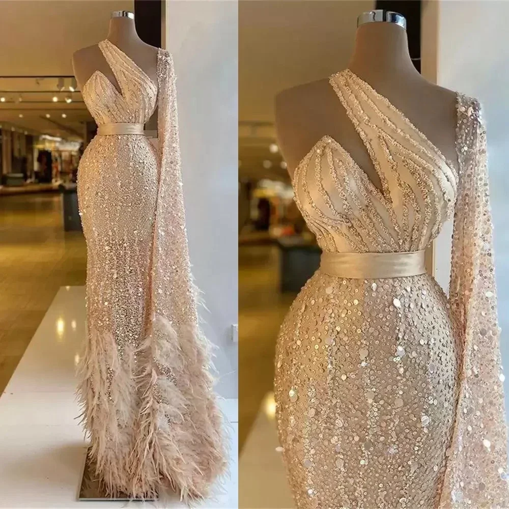 Luxury Champagne Mermaid Arab Dubai Abiti Da Sera Paillettes Perline Una Spalla Manica Lunga Piuma Porm Dress Vestidos De Noche