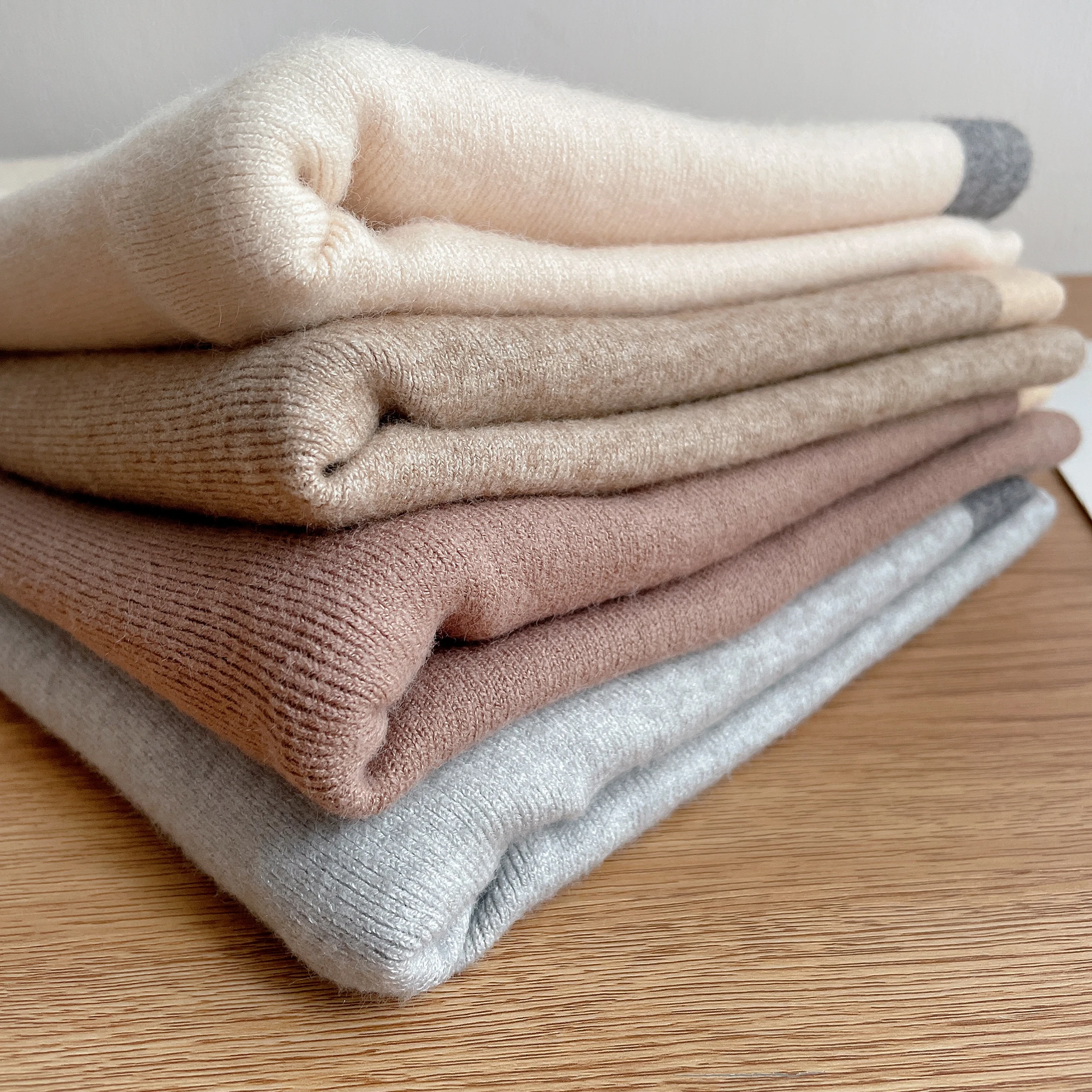 Autumn and Winter Fashion New Women's Neck Wrap Wool Blended Triangular Shawl Female Thickened With Knitted Warm Shoulder