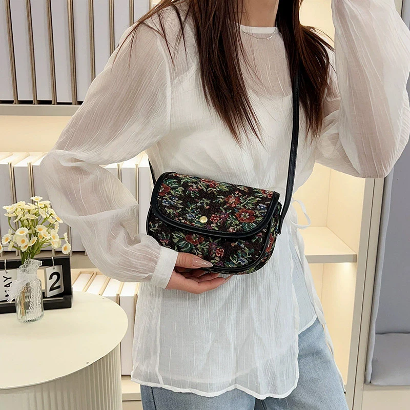 New Retro Fabric Crossbody Bags High-Quality Women's Bags Women's Single-Shoulder Fashionable Small Square Bags