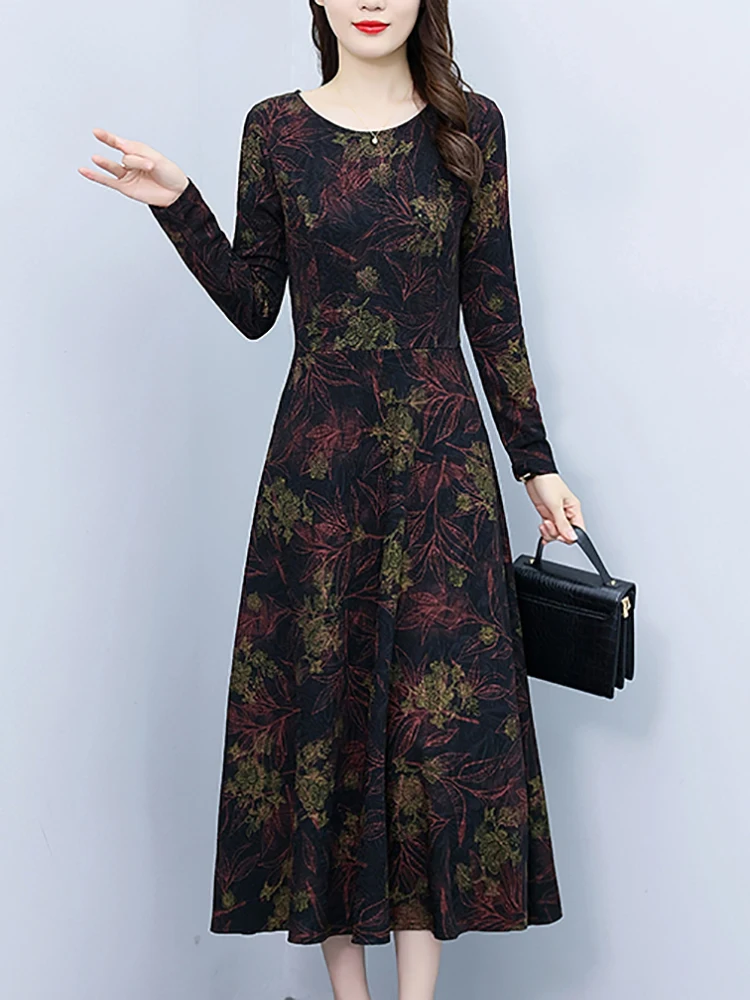green emerald velvet dress Women's 2024 Fall Midi Dress Casual Long Sleeve Swiss Dot Pleated A Line  Flowy Cocktail Dresses Wedding Guest Dress Apricot S at Amazon Women's  Clothing store main image 0