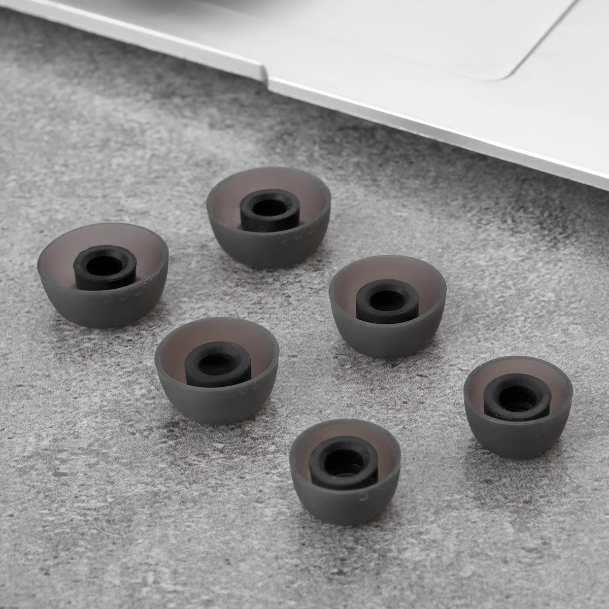 6Pcs Silicone Ear Tips for Anker Soundcore Life P2 P3 Eartips for SoundPEATS T2 T3 ANC Earbuds Tips TWS Earplugs Earphone 4-5mm