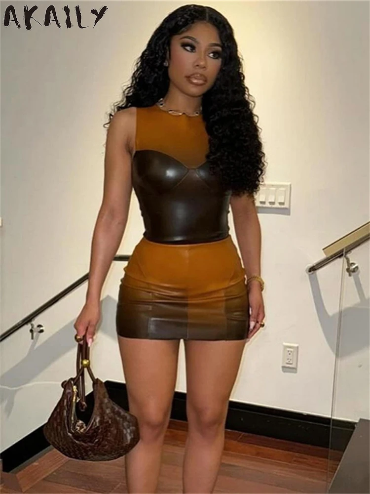 

Akaily весенние комплекты из 2 предметов со вставками юбка Уличная одежда для женщин 2024 градиентный принт о-образный вырез облегающий топ и мини юбка