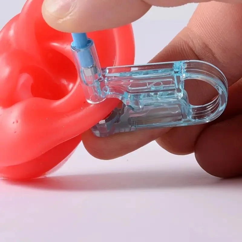 【Hot sales】Disposable sterile ear-piercing gun changes hands painless ear-piercing gun through ear-piercing ear-piercing gun 4