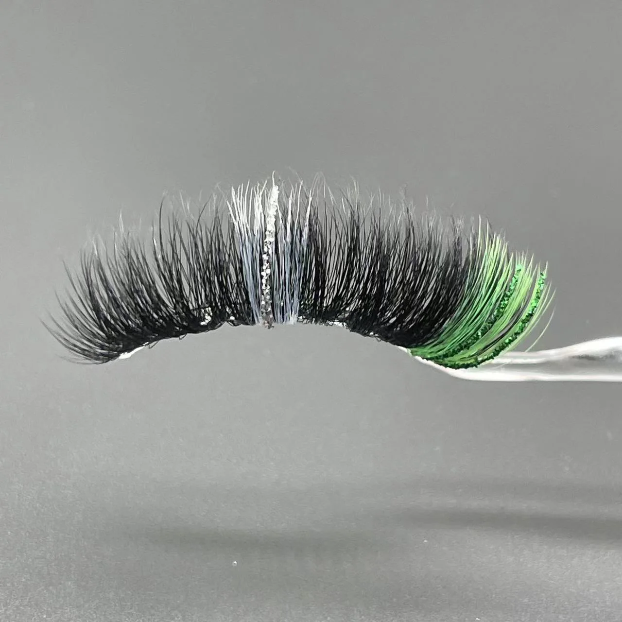 Hbzgtlad Colored Lashes Glitter Mink 15mm -20mm Fluffy Color Streaks Cosplay Makeup Beauty Eyelashes -Outlet Maid Outfit Store S9c297643d7f744eca8391f7070dc8b49j.jpg