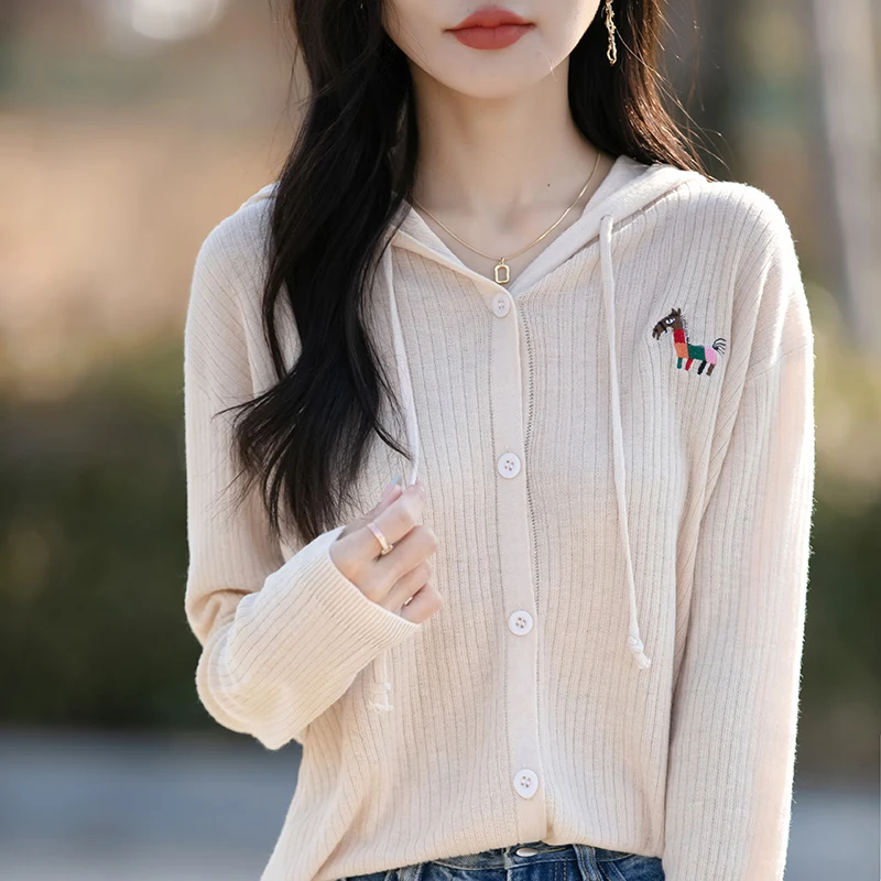 2025 Spring and Autumn Cashmere Sweater Cardigan Women's Hooded Cardigan Wool Knitted Cardigan Women's Cardigan Coat 4
