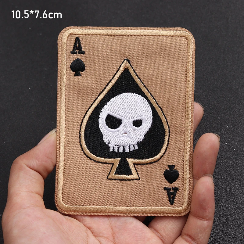 Toppa Rock N Roll Ricamata - Termoadesiva E Da Cucire - 8,5x7 Cm - Per Giacca, Jeans, Borsa - 3