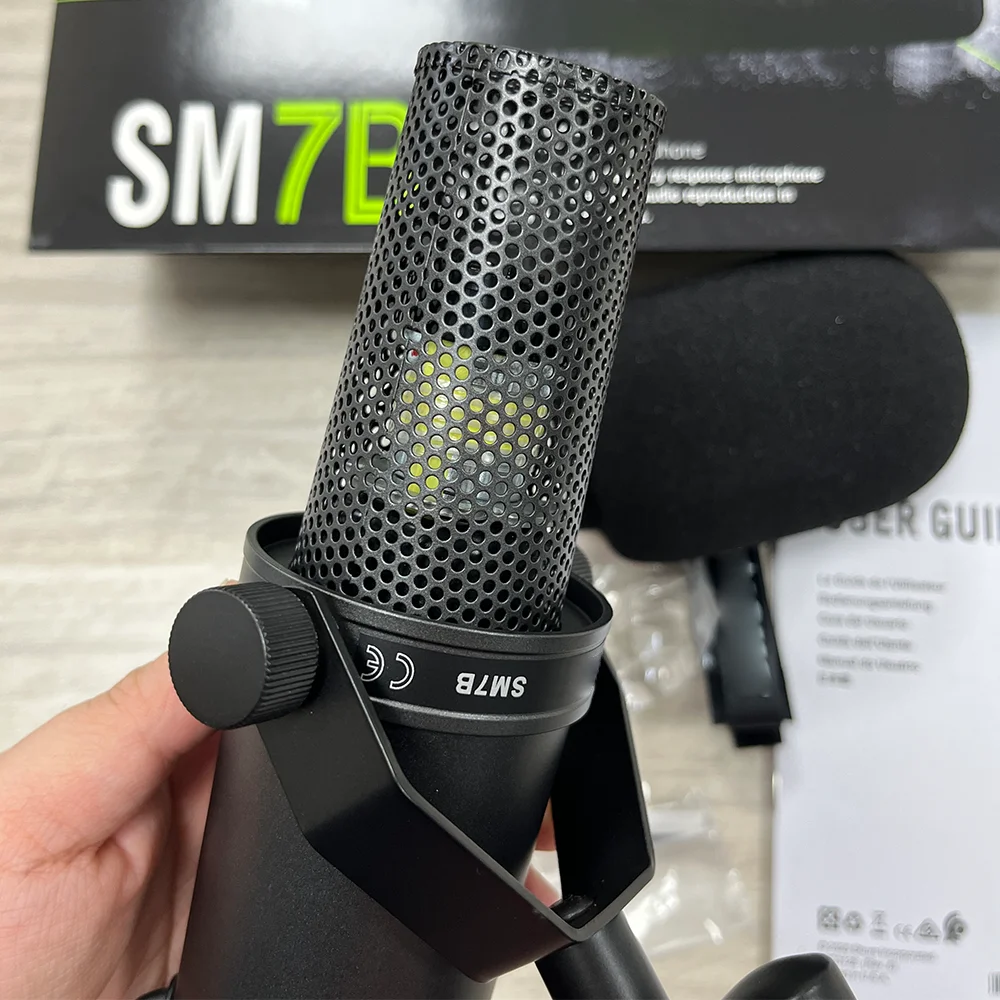 SM7B 마이크 블랙 메탈 마이크 7b Sm7b 다이나믹 마이크 팟캐스트 스튜디오 세트 (라이브/무대 녹음, 팟캐스팅, 카디오이드)