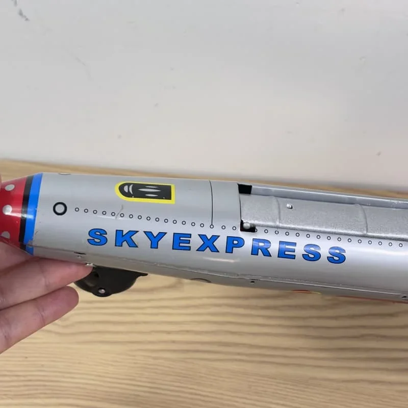 [Funny] Adult Collection Retro Wind up toy Metal Tin skyexpress rocket Mechanical toy Clockwork figures model kids gift