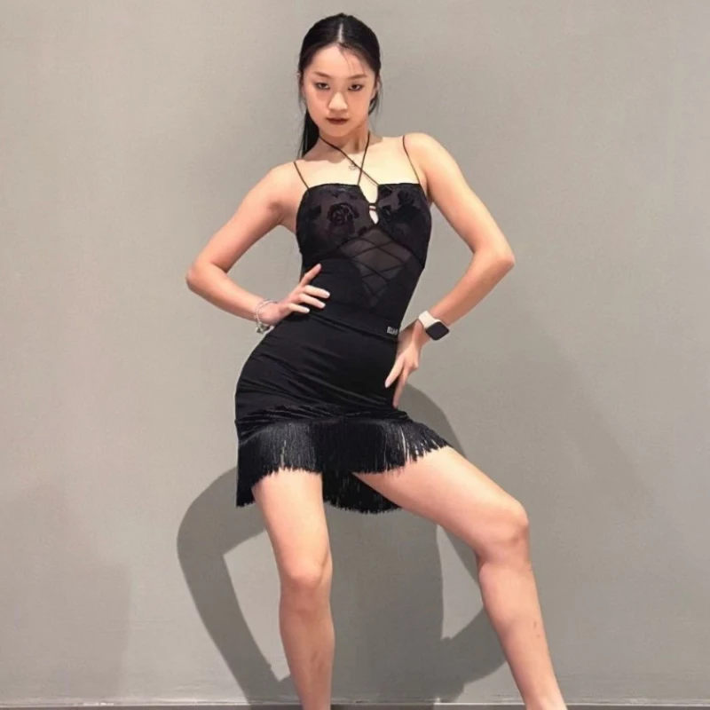 

Оригинальный дизайн, Бархатные Топы на бретельках, юбка с бахромой, женское платье для танго, женская одежда для латиноамериканских танцев и представлений DQS15560